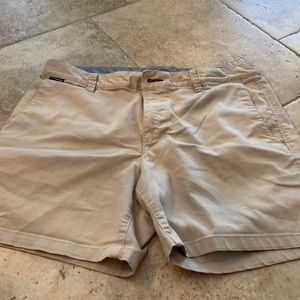 Mens Columbia shorts khaki 34W 6L slim fit